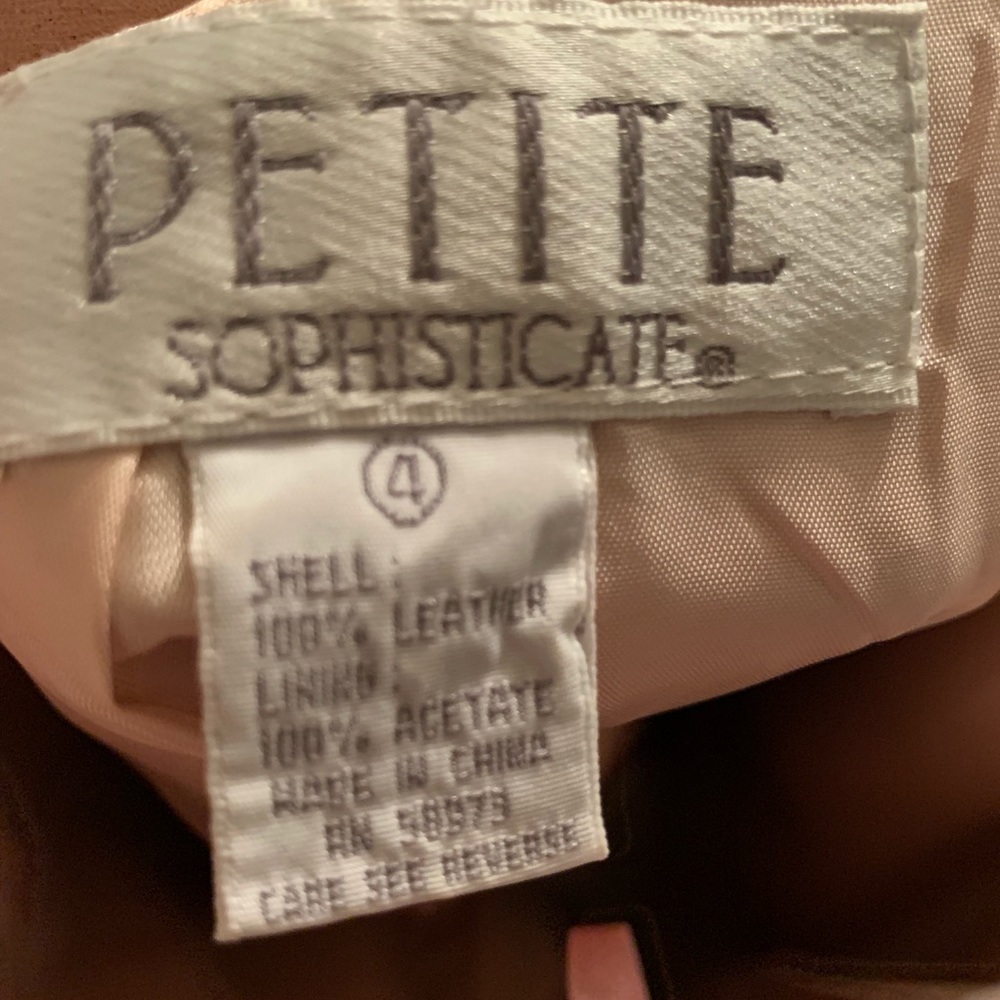 Pink leather skirt - Picture 3 of 5
